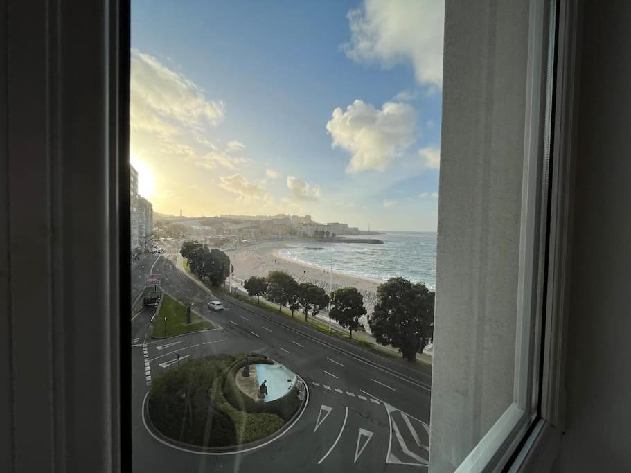 Primera Linea De Playa De Riazor A Coruña Exterior foto